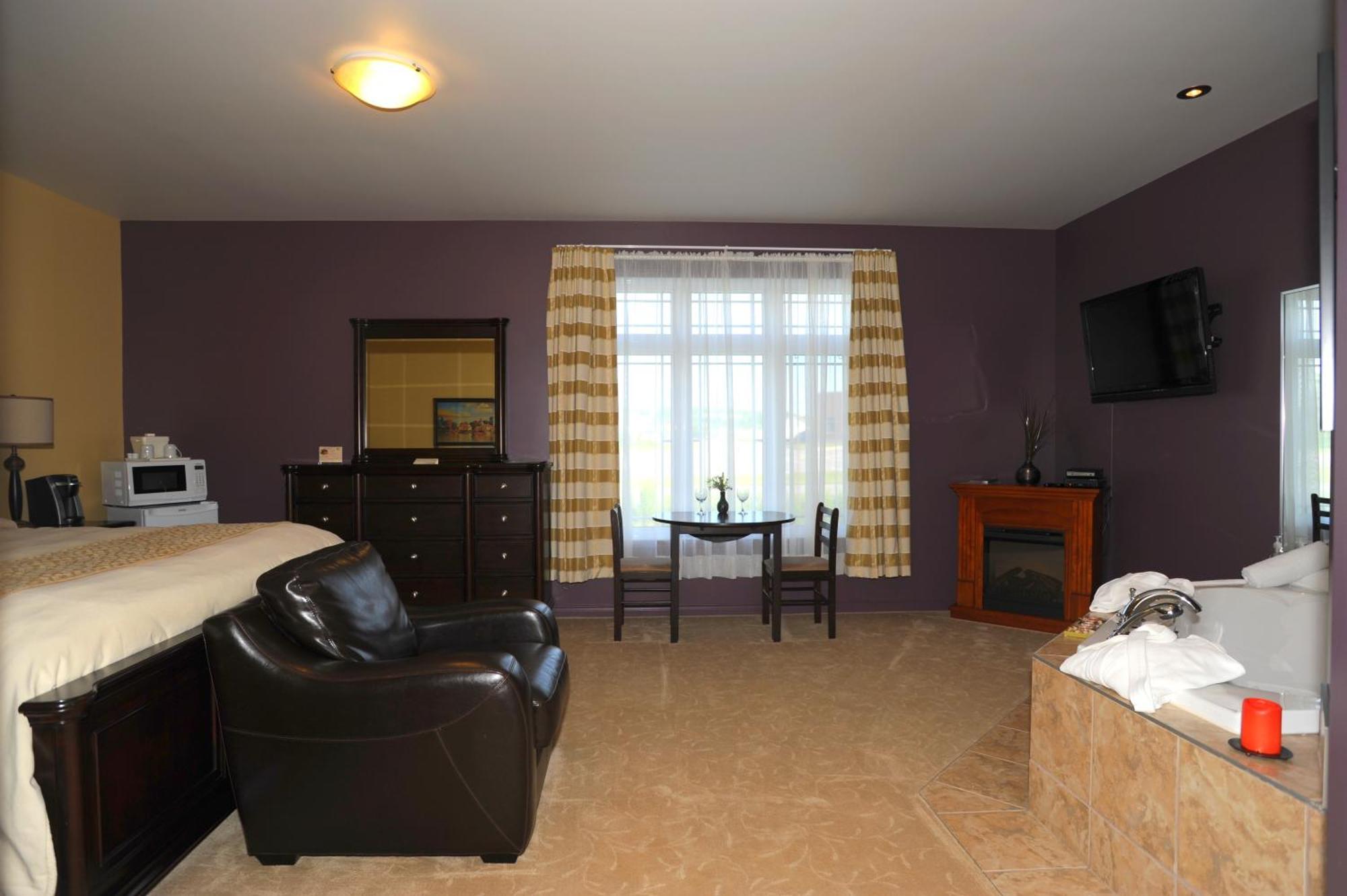 Hotel La Porte De La Matawinie -Hotel Matha Saint Jean De Matha المظهر الخارجي الصورة